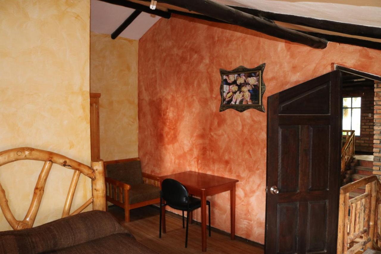 Hotel Achik Wasi Saraguro Exteriör bild